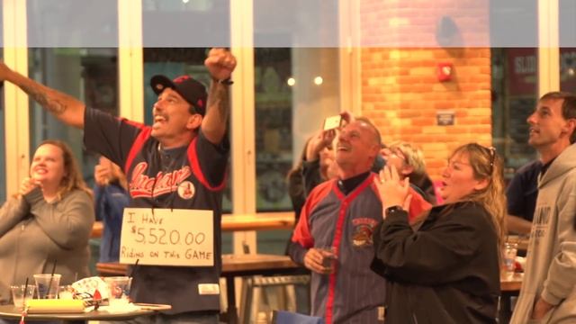 Window customers go crazy after Indians record-breaking win смотреть онлайн