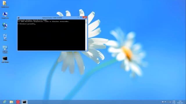 Windows 8 - Criando um atalho do CMD com permissão de administrador смотреть онлайн