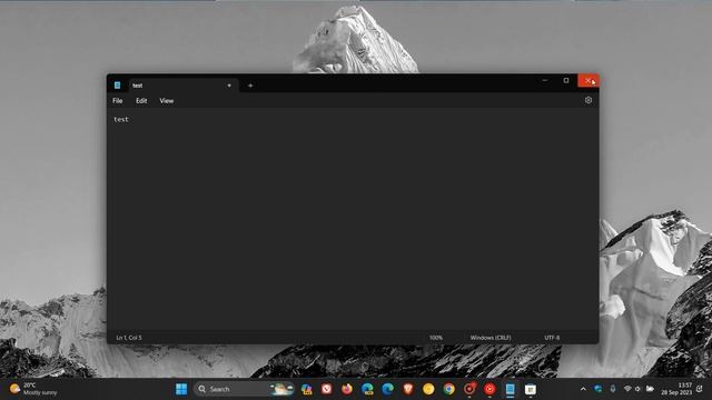 Windows 11 'Moment 4' Update Finally adds Autosave to Notepad смотреть онлайн