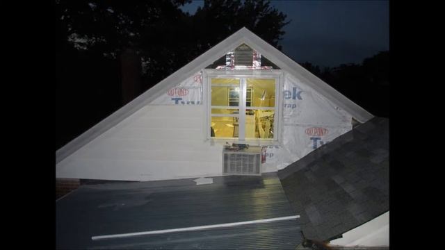 Vinyl siding work while enlarging the upstairs window opening. смотреть онлайн