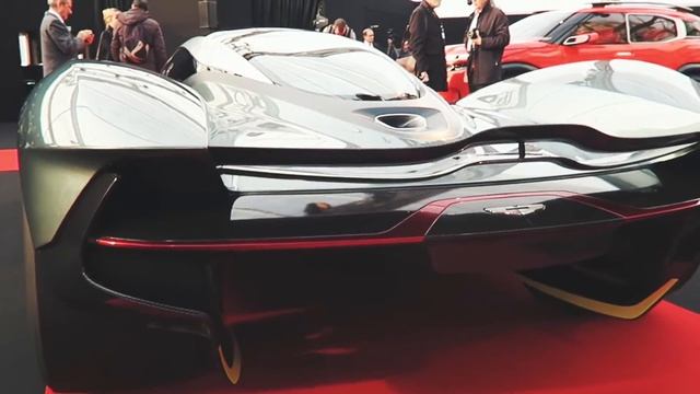 Découverte statique - Aston Martin AM-RB 001 смотреть онлайн