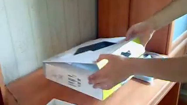 ASUS Eee PC 1201N unboxing.mp4 смотреть онлайн