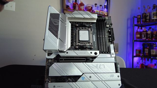 ASUS ROG Strix X670E-A Review