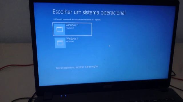 Fiz um Dual Boot no meu Notebook - Com 2 Windows 11😧 смотреть онлайн
