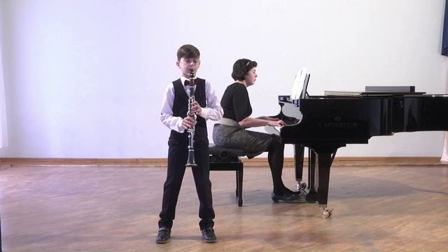 Пыхтунов Кирилл 11 лет ЦДМШ Саратов кларнет
участник конкурса «Моя Россия: музыкальное путешествие» смотреть онлайн