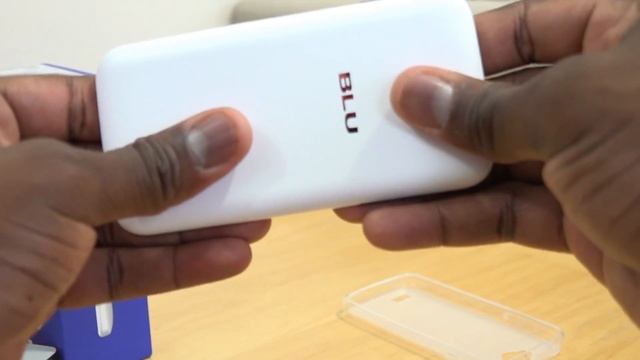 Blu Win Jr Windows Phone Unboxing смотреть онлайн