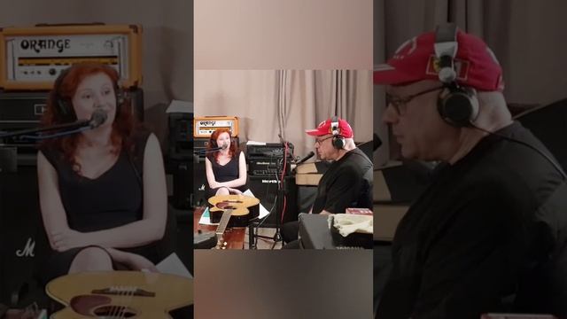 Концерт в психушке! #shorts смотреть онлайн