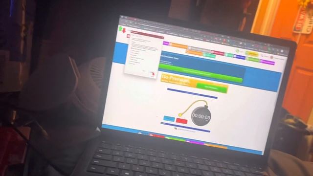 Bomb Countdown has BSOD смотреть онлайн