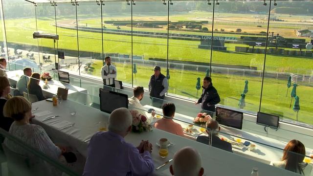 Bentley Trackwork Breakfast, Royal Randwick смотреть онлайн