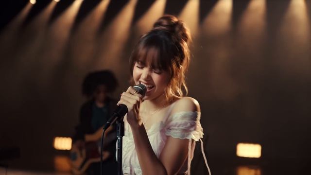 LISA - MOONLIT FLOOR