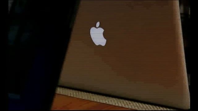 Windows Error Song EPIC MUSIC VIDEO played on my RLE Video codec for Wii. смотреть онлайн