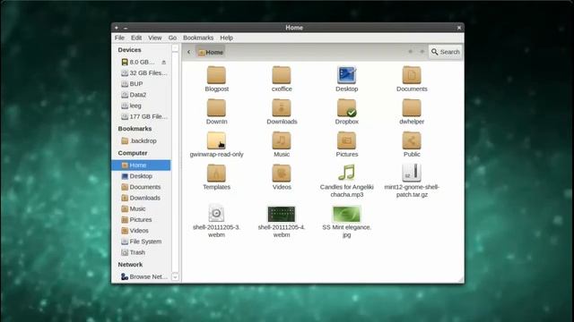 Gnome 3 shell and Mint 12 - My Desktop смотреть онлайн