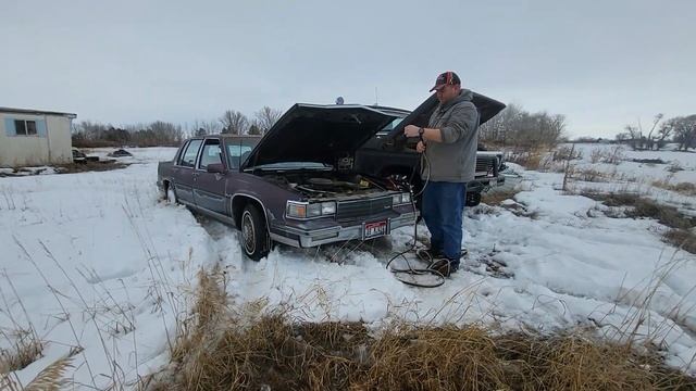 1986 Cadillac owner went to prison 2 years ago. Will it run now that he's getting out? смотреть онлайн