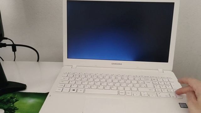 Notebook Samsung Expert X22 NP300E5M-KD3BR Core i5-7200U 16GB SSD 500 GB Tela 15.6” Windows 11 смотреть онлайн