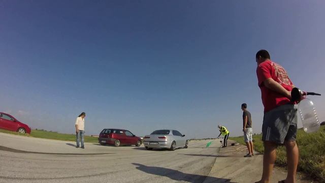 alfa 145 1.7 turbo vs alfa 156 2.0 20v turbo смотреть онлайн