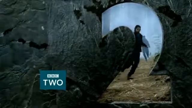 BBC Two Window on the World Ident - Chase (V5) (2007) смотреть онлайн