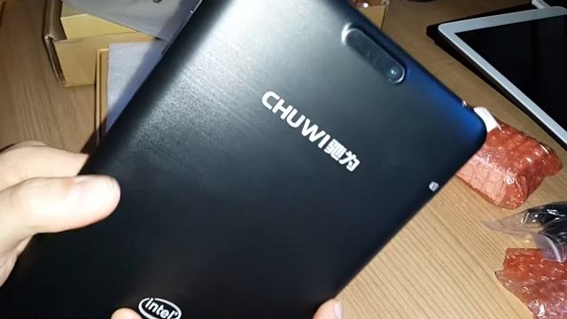 Chuwi Vi8 unboxing the $83 Win 8.1 tablet [English] смотреть онлайн