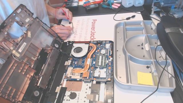 Asus GL551J Republic of Games Laptop repair fix power jack problems broken dc socket input port смотреть онлайн