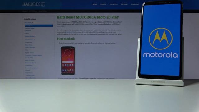 How Loading Animation Looks in MOTOROLA Moto Z3 Play – Discover Boot Animation смотреть онлайн