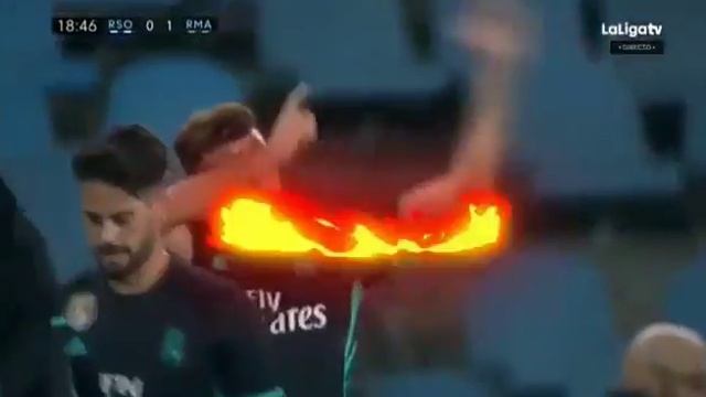 Real Sociedad 1 - 3 Real Madrid : 30 seconds by Borja Mayoral and Gareth Bale смотреть онлайн