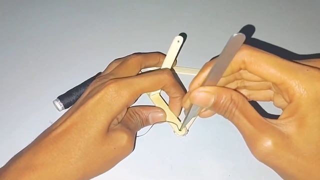 How To Make Anti-Gravity Suspension Structure With Ice-Cream Stick Easy At Home смотреть онлайн