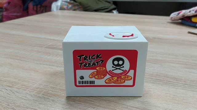 Интерактивная копилка "Сокровища мертвеца" смотреть онлайн