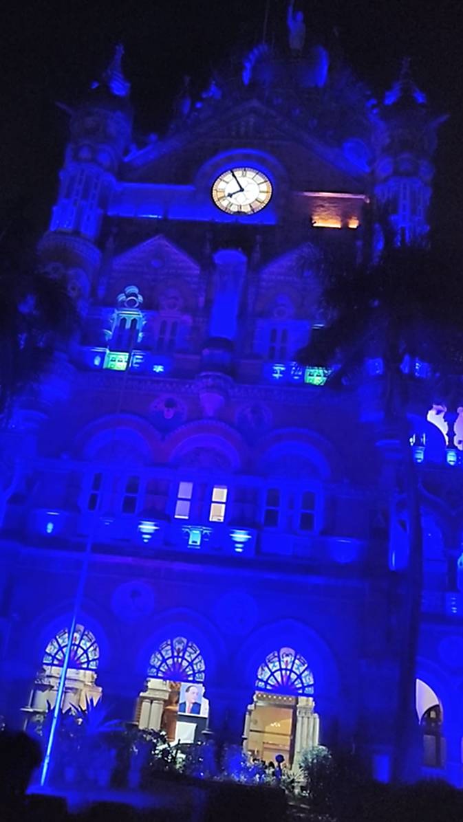 Центральный ж/д вокзал Мумбаи (Mumbai Central) смотреть онлайн