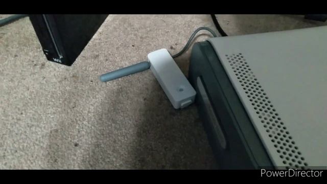 Microsoft XBOX 360 Wireless Network Adapter On The White XBOX 360 Console (Feb/21/2023) смотреть онлайн