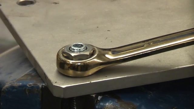 Гайка, которую так просто не открутишь. Антивандальная отрывная гайка. смотреть онлайн