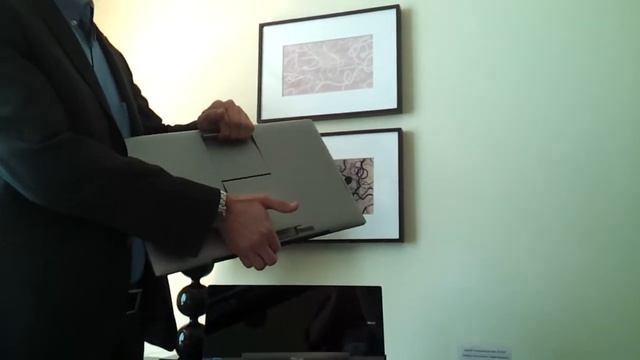 CES: ASUS Demos Transformer All-in-One Android/PC Hybrid смотреть онлайн