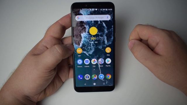 Recensione Mi A2, un Android One che si sente un Top di gamma смотреть онлайн