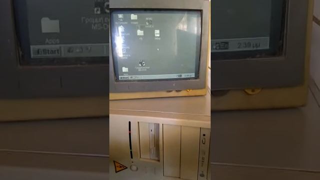 Retro PC Boot Windows 98 смотреть онлайн
