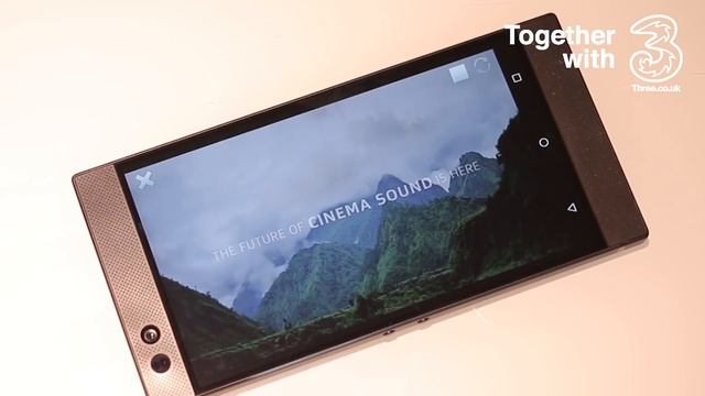 Razer Phone hands-on review смотреть онлайн
