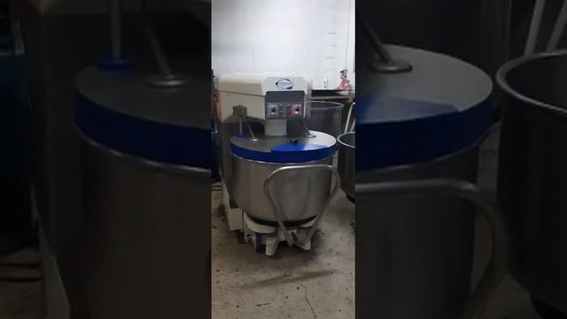 Спиральные тестомес Diosna SPV160 с 2-мя дежами