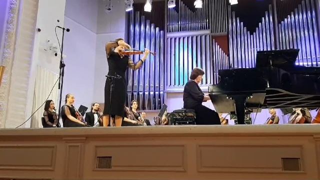 Захарова Александра. А.Дворжак. Романтический тане смотреть онлайн