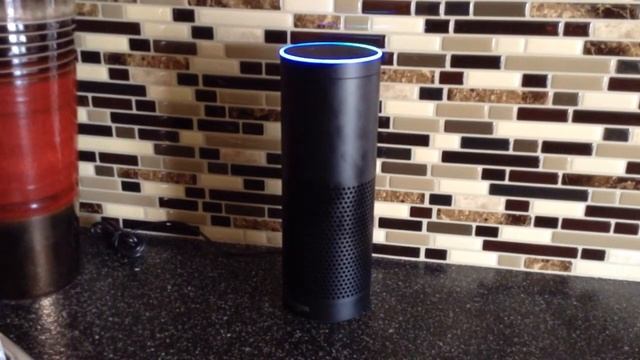 Alexa sings happy birthday for President Barack Obama смотреть онлайн