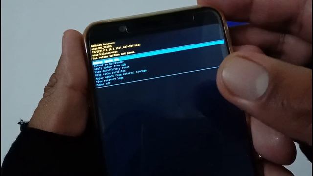 Asus Zenfone Max Pro M1 | Official Android 10 Update | Stock Recovery Bug | Hindi Audio смотреть онлайн