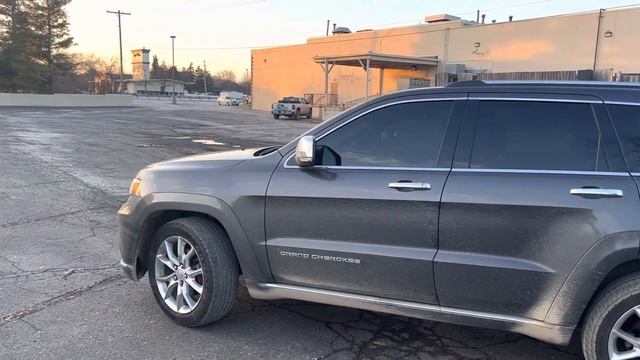 Thieves Try To STEAL My Grand Cherokee Summit смотреть онлайн
