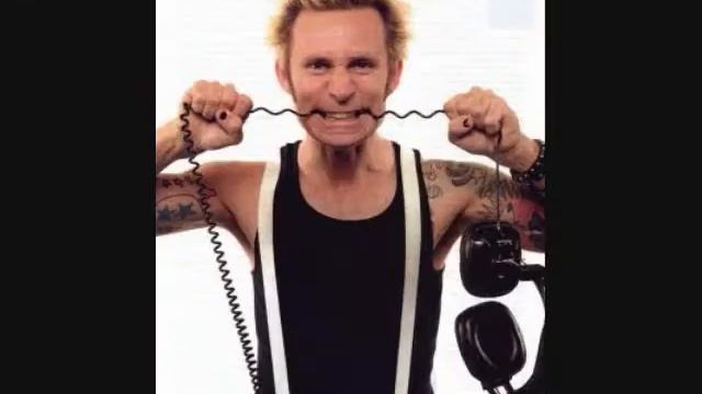 And This Is Mike Dirnt(From Green Day)!!! смотреть онлайн