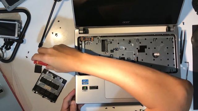 Upgrade SSD hard drive on my laptop - Acer Aspire V5 471 смотреть онлайн
