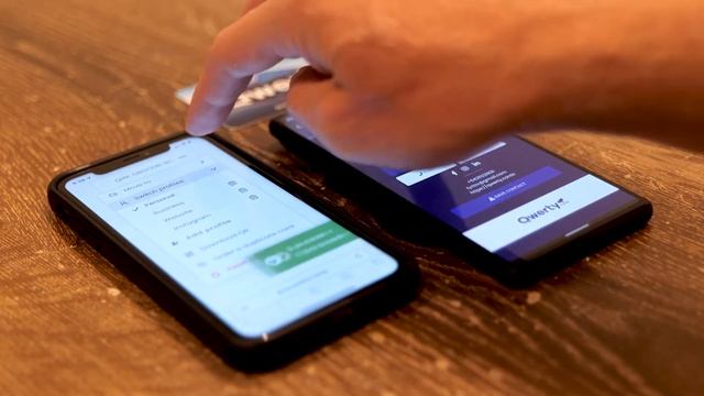 Qwerty - The best digital NFC business card смотреть онлайн