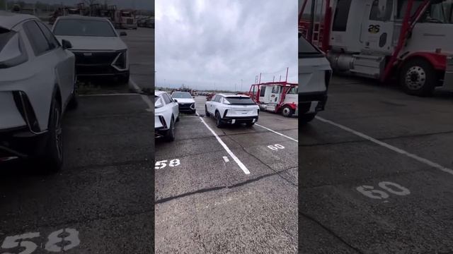 Электрический Cadillac LYR/Q смотреть онлайн