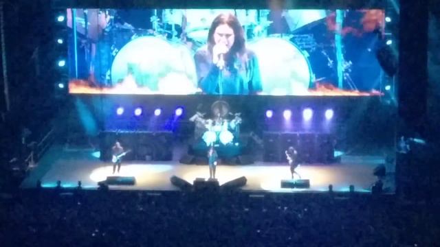 Black Sabbath - Iron Man (Live in Олимпийский 12.07.2016) смотреть онлайн