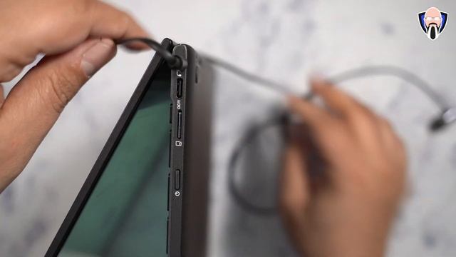 Samsung DEX On Galaxy S23 Ultra One UI 5.1 Get MicroSD Card & Headphone Jack, NexDock Wireless