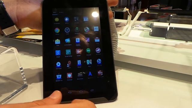 Medion LifeTab E7318 tablet bemutató videó | Tech2.hu смотреть онлайн