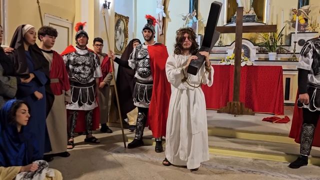 Via Crucis Vivente 2024 Parrocchia Santa Maria Assunta Simeri CZ смотреть онлайн