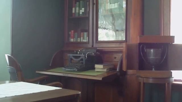 Free Stock Footage Old Typewriter смотреть онлайн