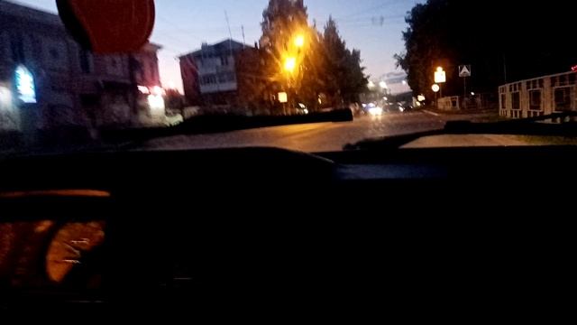 ПОКАТУШКИ ПО НОЧНОМУ ГОРОДУ НА ВАЗ 2107 смотреть онлайн