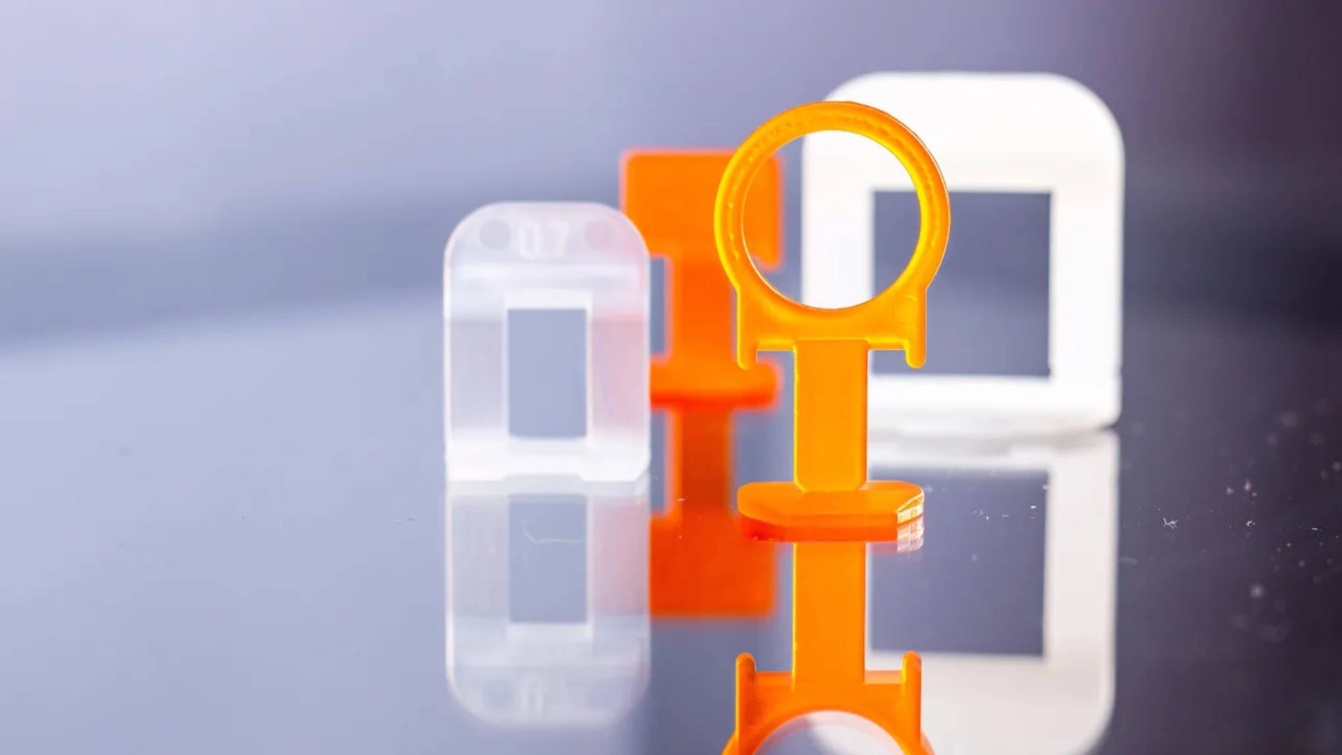 Сравнение систем выравнивания плитки от завода Пластик Руси смотреть онлайн