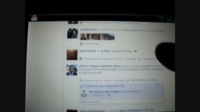Facebook on Droid X using flash on Android 2.2 FroYo смотреть онлайн